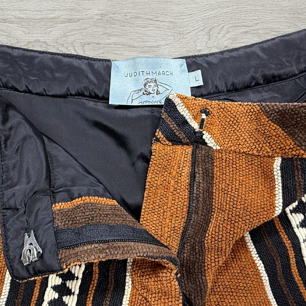 Judith March Brown Geometric Striped Boho Shorts Woven Aztec Textile Size Large - Picture 4 of 10
